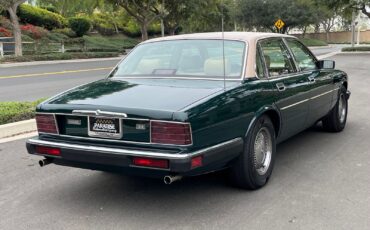 Jaguar-XJ-1993-Green-64688-8