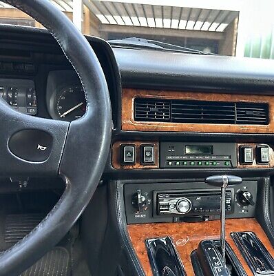 Jaguar-XJS-1989-Brown-91250-17