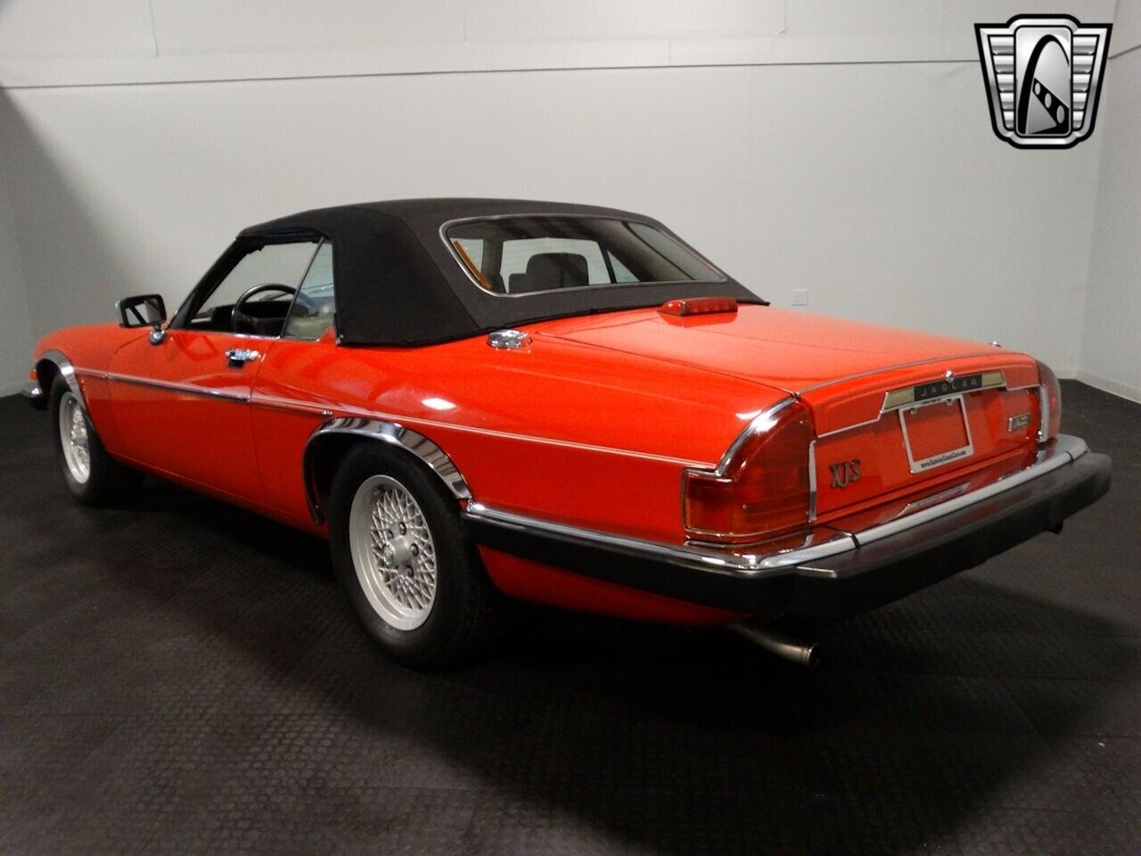 Jaguar-XJS-1991-Red-Tan-64470-5