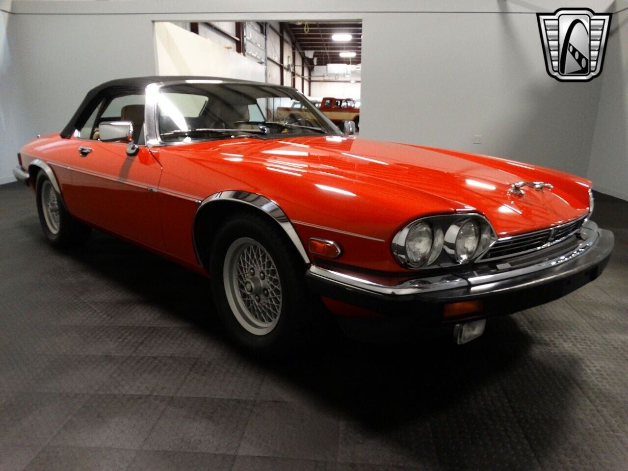 Jaguar-XJS-1991-Red-Tan-64470-9