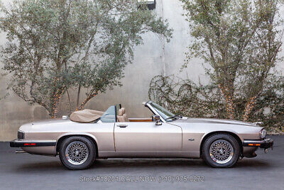 Jaguar-XJS-Convertible-1992-3