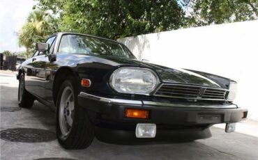 Jaguar-XJS-Coupe-1988-Blue-Tan-46380-1