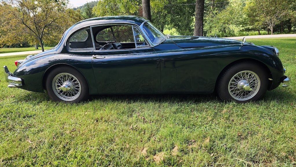 Jaguar-XK-1958-Green-Black-78100-6