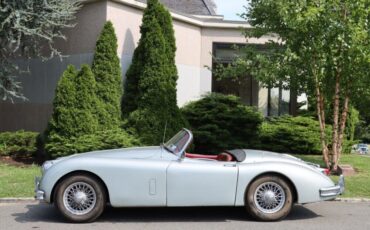 Jaguar-XK-1959-Silver-Red-0-3