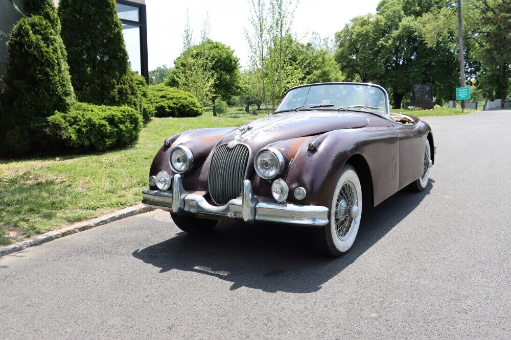 Jaguar-XK-1960-Burgundy-Tan-0-1