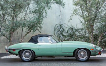 Jaguar-XK-1970-Green-Other-Color-0-10