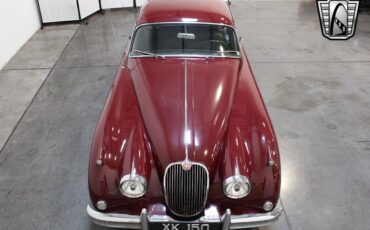 Jaguar-XK-Coupe-1961-7