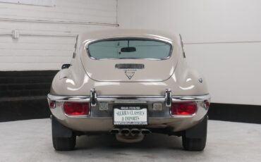 Jaguar-XK-Coupe-1972-Beige-Tan-113045-8