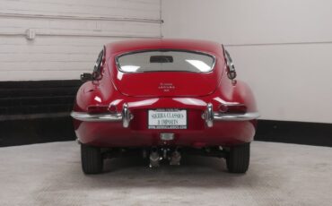 Jaguar-XK-E-Coupe-1968-Red-Black-59361-10