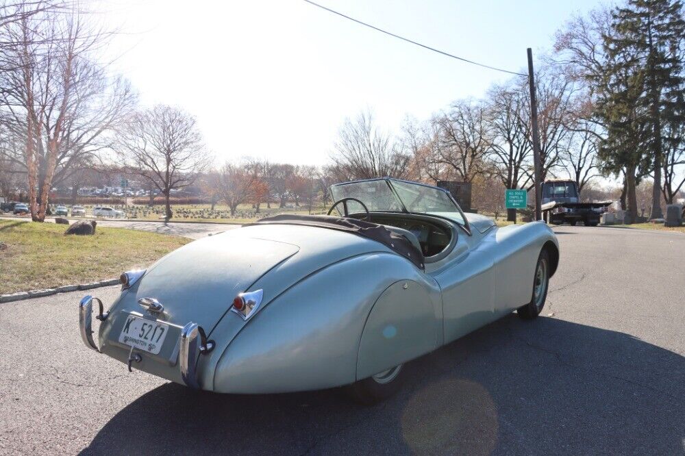 Jaguar-XK120-Roadster-1950-4