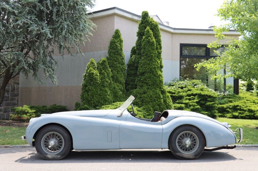 Jaguar-XK120-Roadster-1953-3