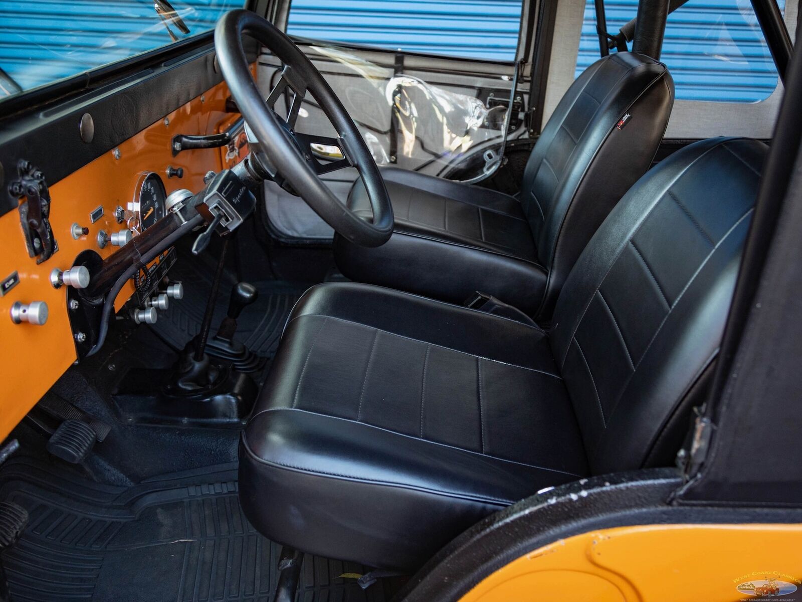 Jeep-CJ-1973-Orange-Black-9088-30