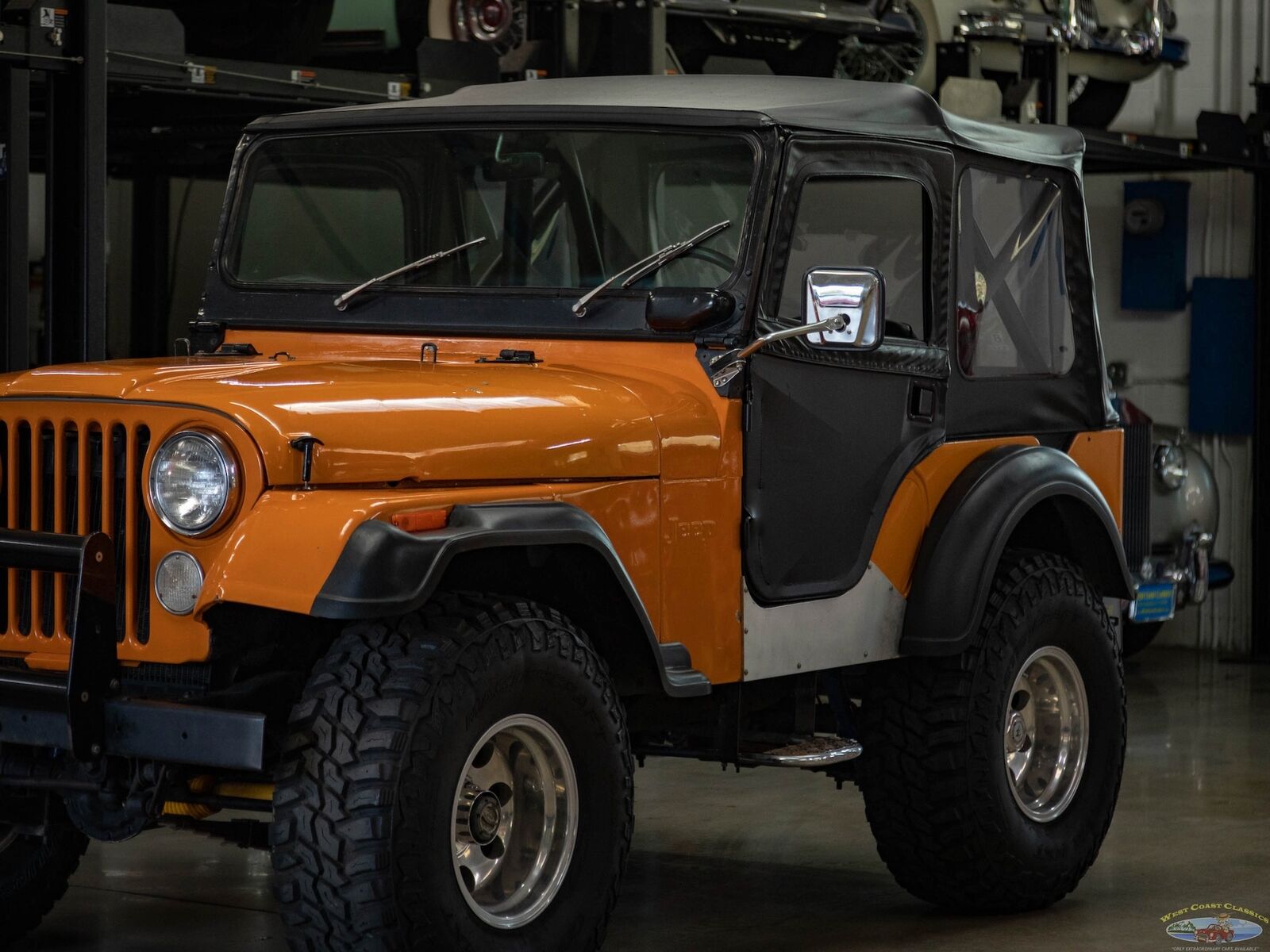 Jeep-CJ-1973-Orange-Black-9088-8