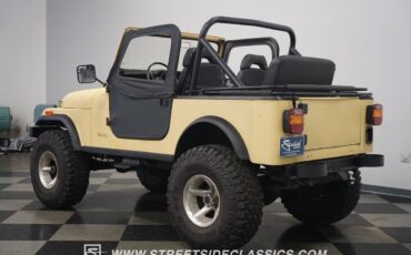 Jeep-CJ-1981-10