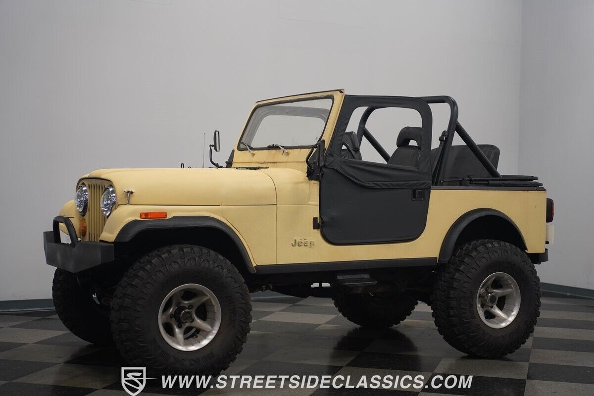 Jeep-CJ-1981-7