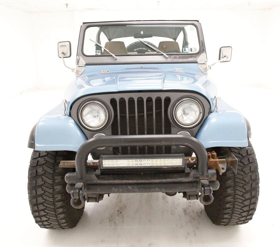 Jeep-CJ-1981-7