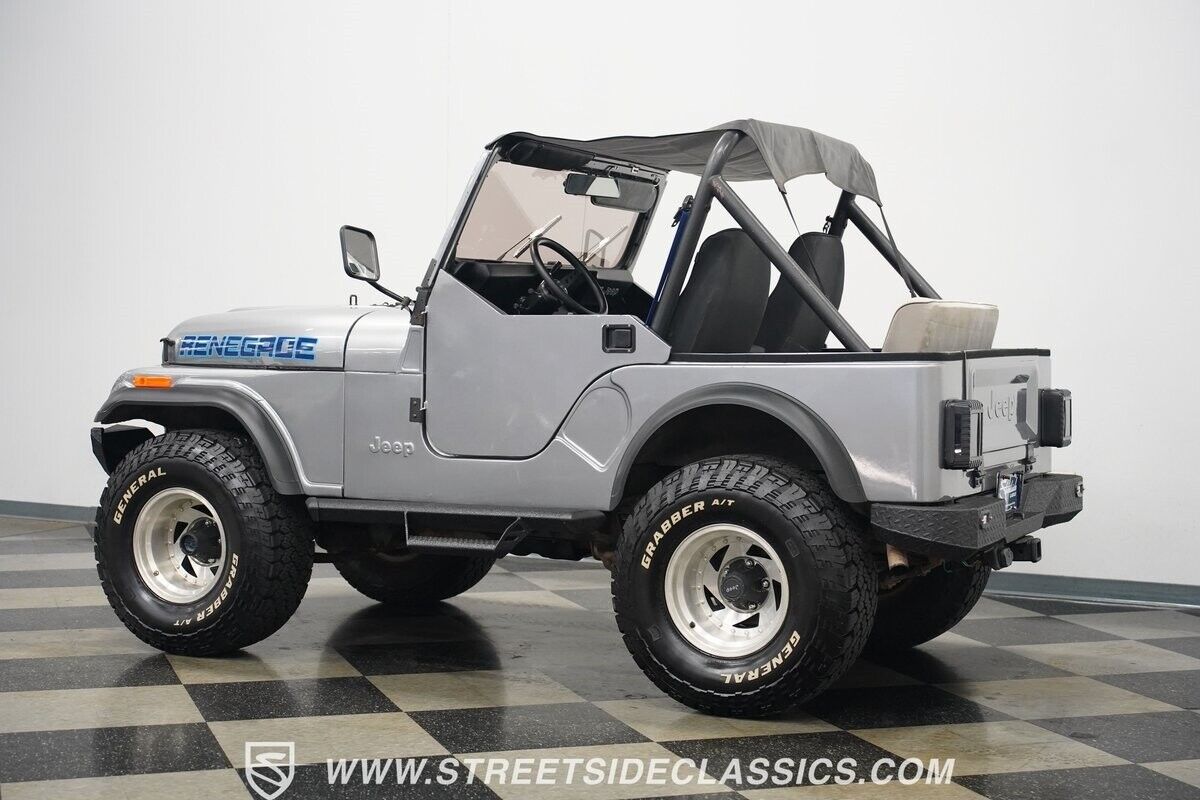 Jeep-CJ-1982-10