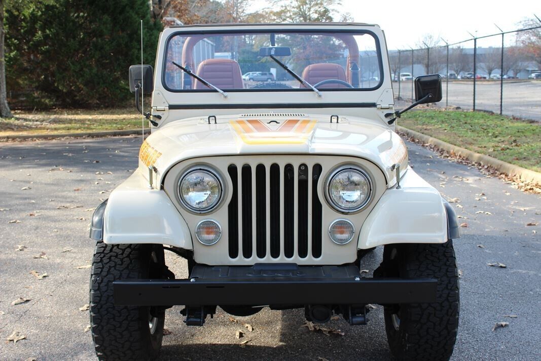 Jeep-CJ-1984-1