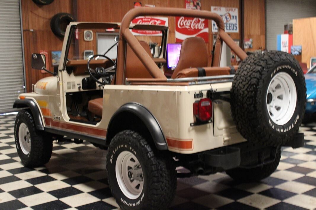 Jeep-CJ-1984-10