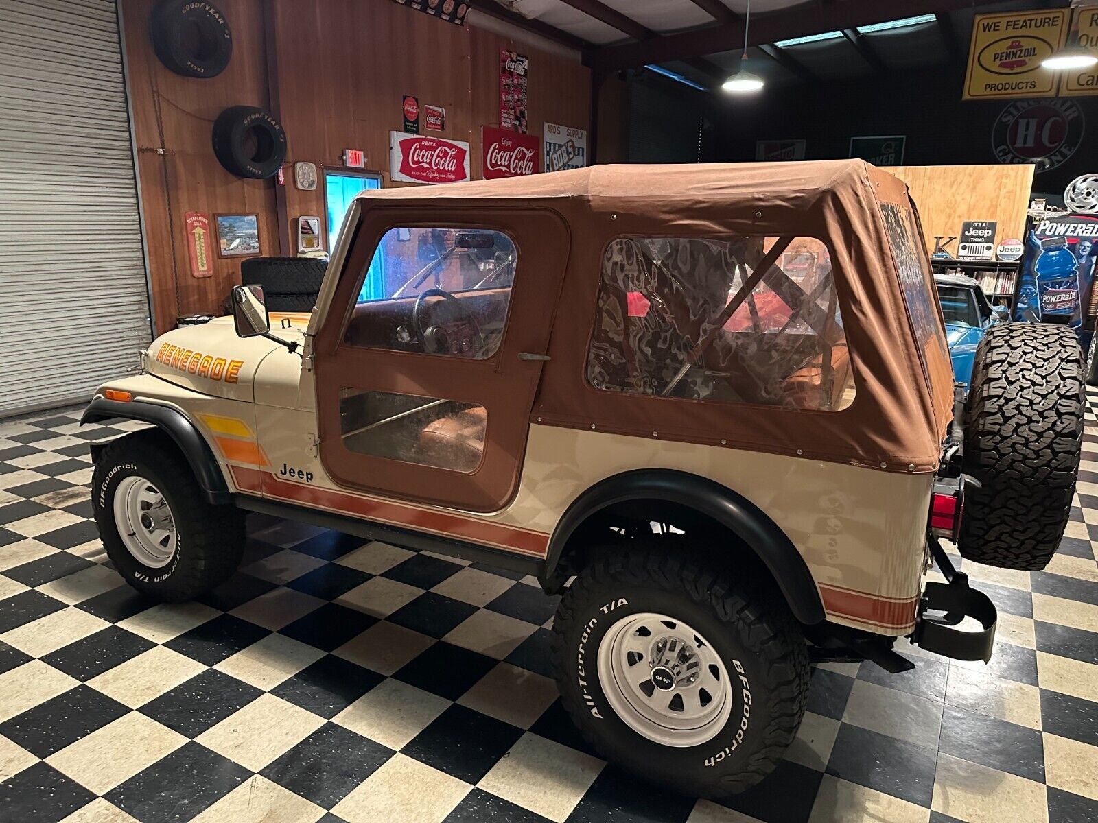 Jeep-CJ-1984-15