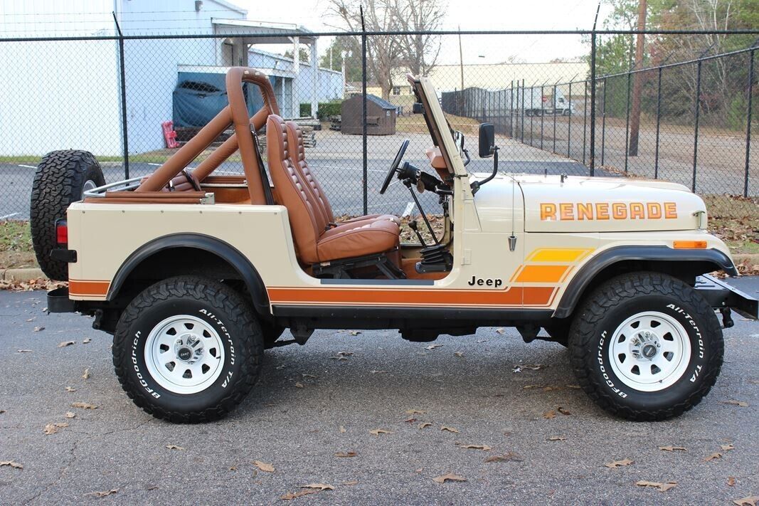 Jeep-CJ-1984-3