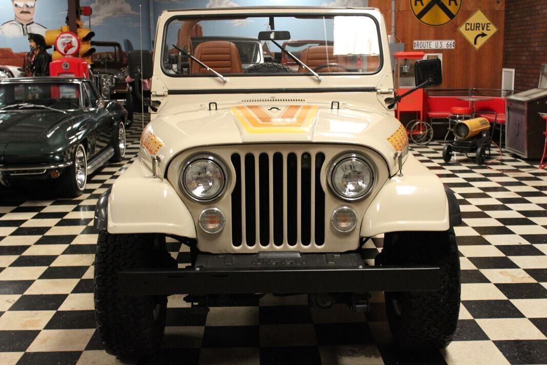 Jeep-CJ-1984-8