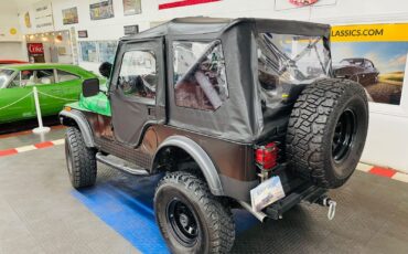 Jeep-CJ-SUV-1981-2