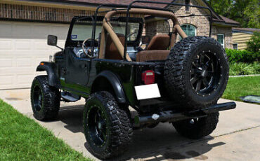 Jeep-CJ-SUV-1983-Black-Tan-172200-5