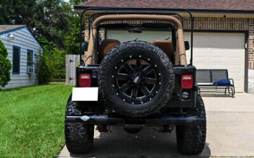 Jeep-CJ-SUV-1983-Black-Tan-172200-6