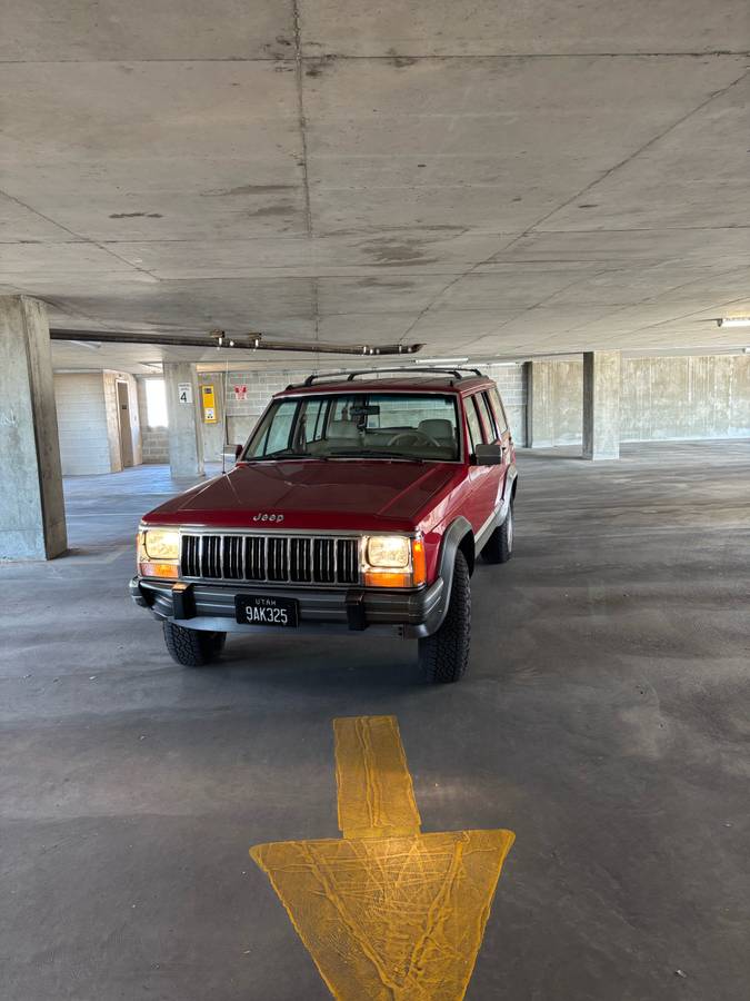 Jeep-Cherokee-laredo-1992-15