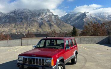 Jeep-Cherokee-laredo-1992