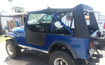 Jeep-Cj-7-1981-2