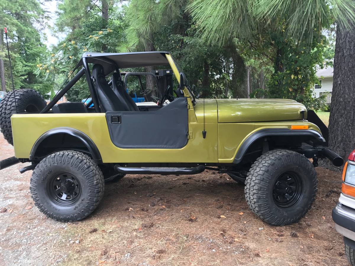 Jeep-Cj-7-1982-custom-131966-4