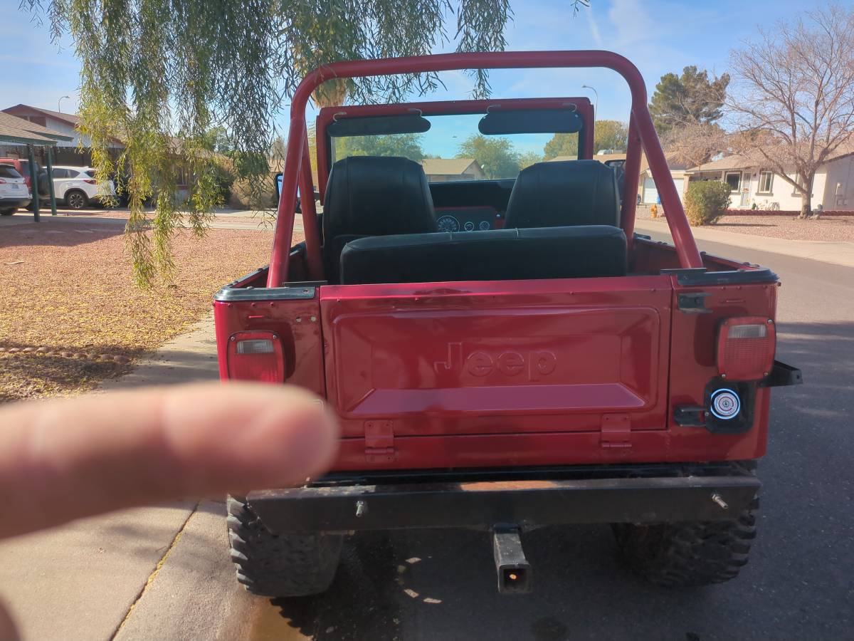 Jeep-Cj-7-open-body-std.-1981-red-100059-4