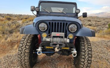 Jeep-Cj-7-open-body-std.-1983-23