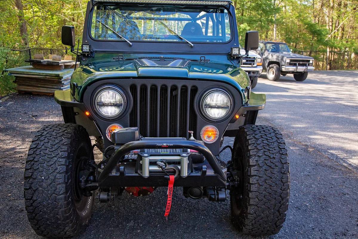 Jeep-Cj7-1979-green-128747-1