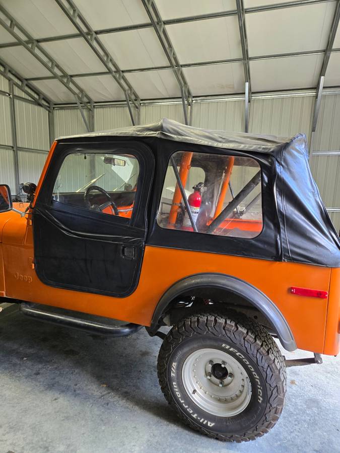 Jeep-Cj7-1980-orange-121924-1