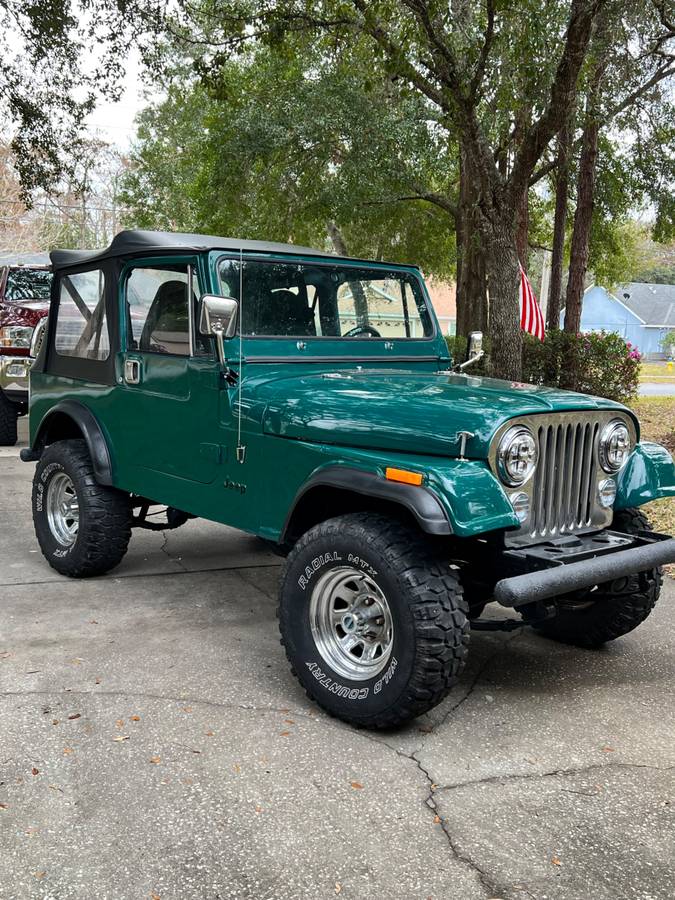 Jeep-Cj7-1985-green-273588