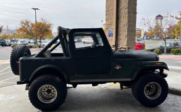 Jeep-Cj7-4x4-1984-1