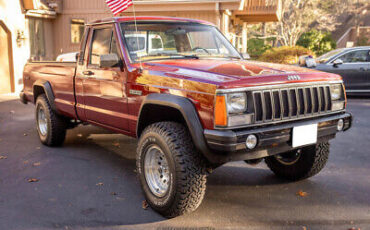 Jeep-Comanche-Pickup-1986-11