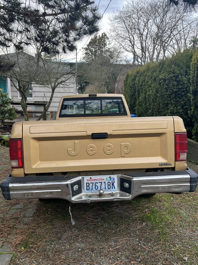 Jeep-Comanche-pioneer-package-1987-1