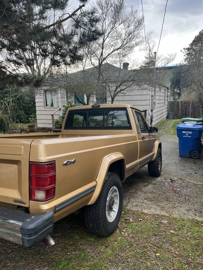 Jeep-Comanche-pioneer-package-1987-2