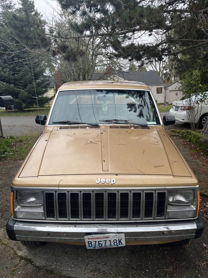 Jeep-Comanche-pioneer-package-1987-4