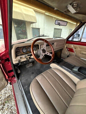 Jeep-J-10-Pickup-1982-9