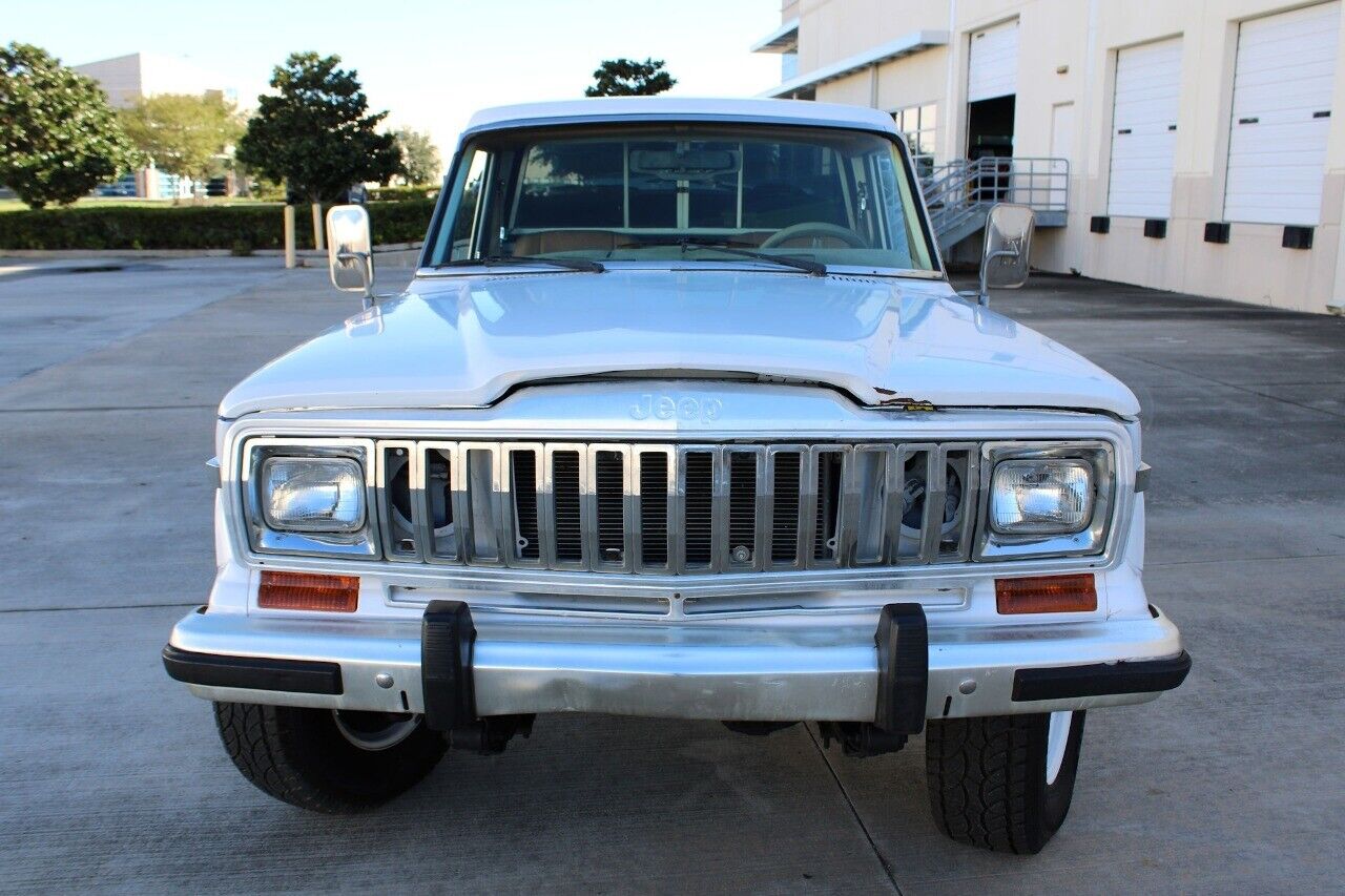 Jeep-J-10-Pickup-1984-5