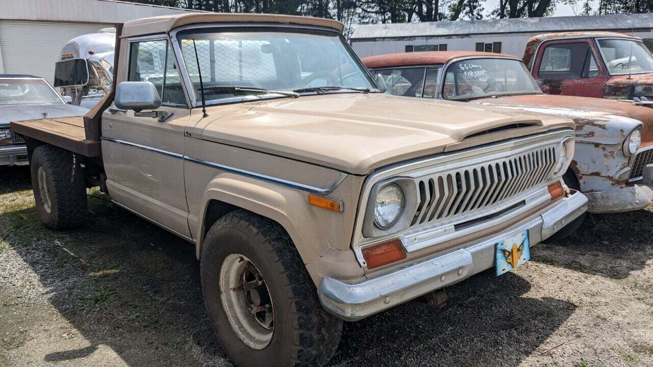 Jeep J-20 Pickup 1977