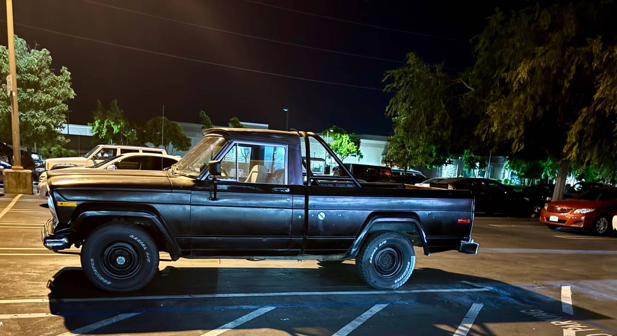 Jeep-J10-1975-2