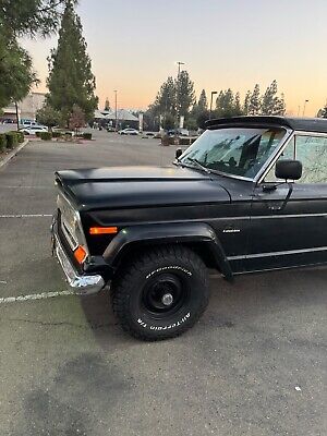 Jeep-J10-1975-Black-157716-2