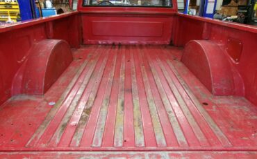 Jeep-J20-Jeep-4X4-Pick-Up-1976-Red-Black-18361-37