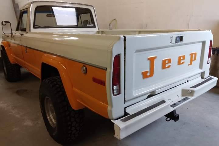 Jeep-J4000-1973-1